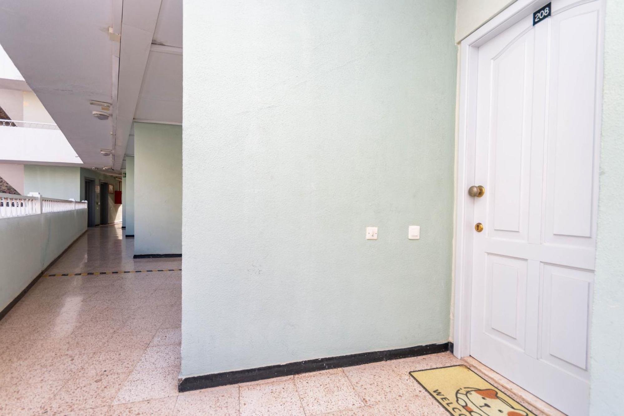 Serenity Yumbo - Europa Appartment 2Min Yumbo - 5Min From Beach - Wifi Free - Air Conditioner - Private Services - Free Welcome Book - Cohote Conserjeria Gran Canaria Playa del Ingles  Exterior photo